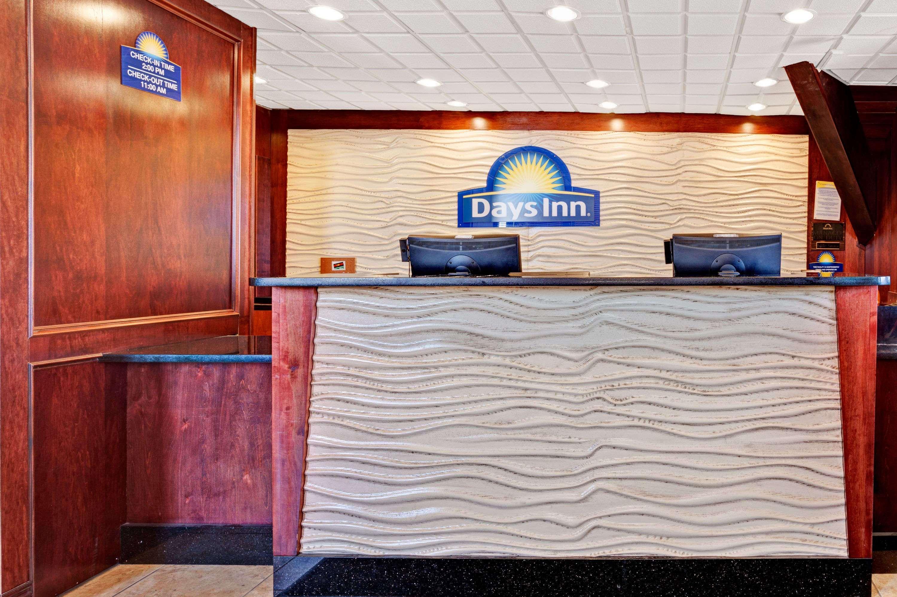 Days Inn By Wyndham Ann Arbor Exterior foto