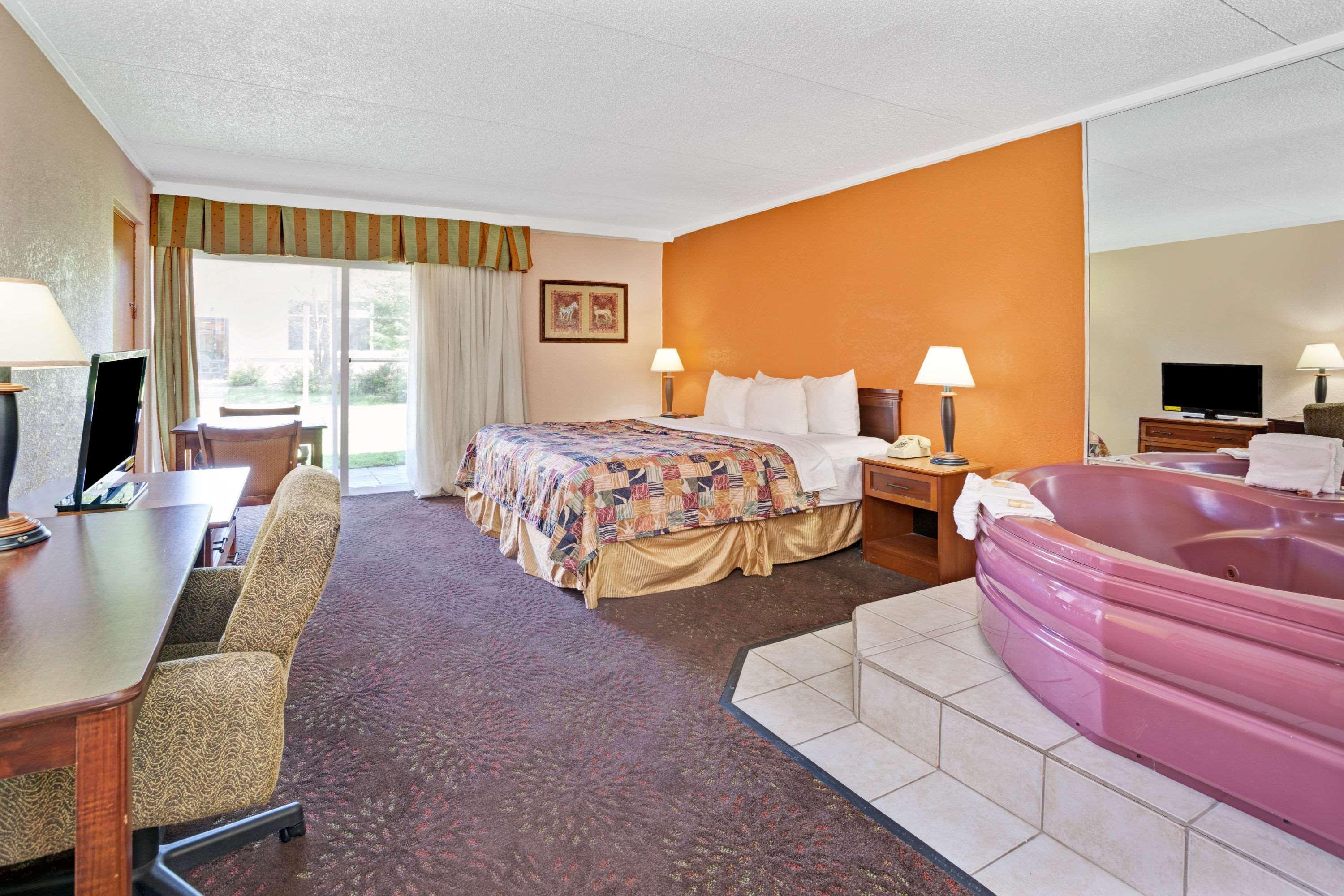 Days Inn By Wyndham Ann Arbor Exterior foto